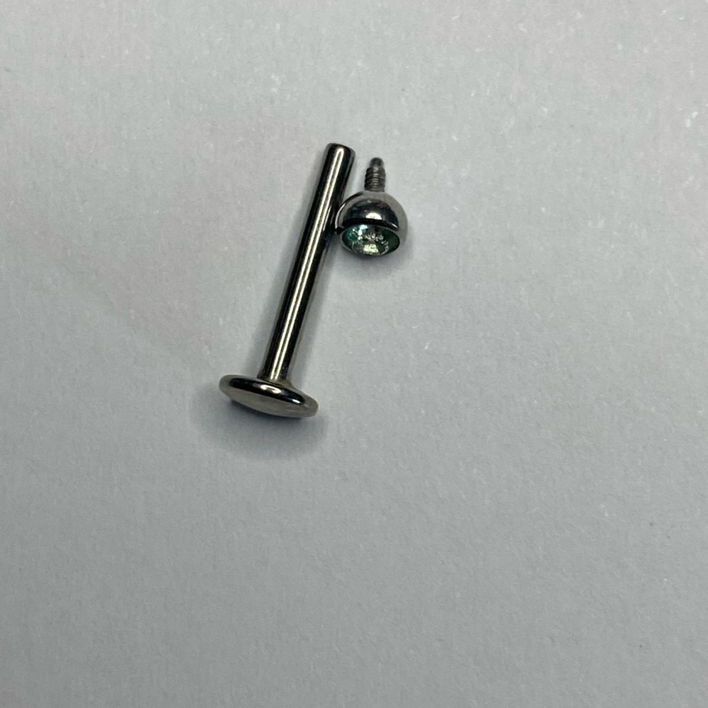 Flat Back Threaded Titanium Stud